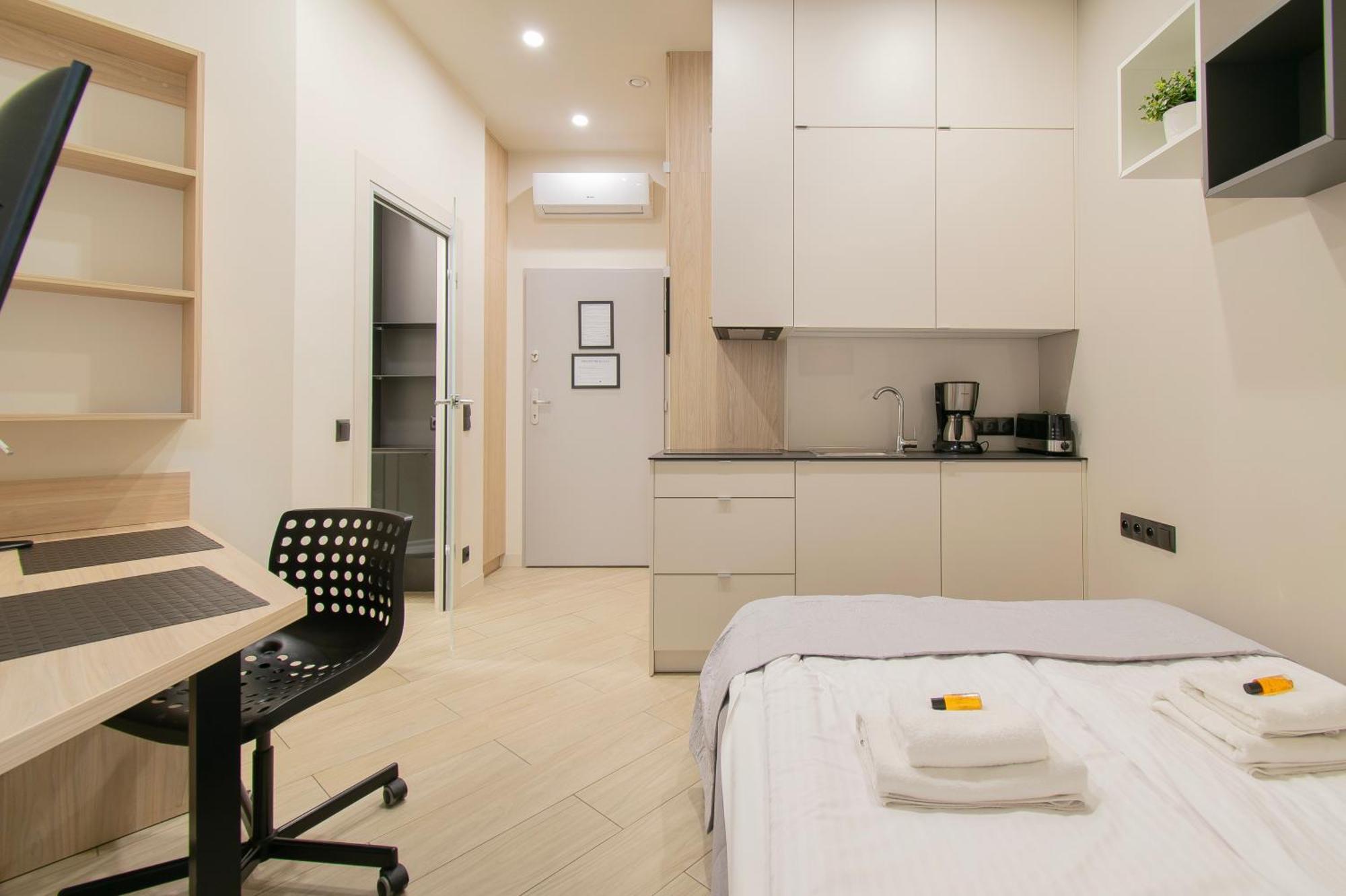 Apartment Compact Slowackiego Avenue