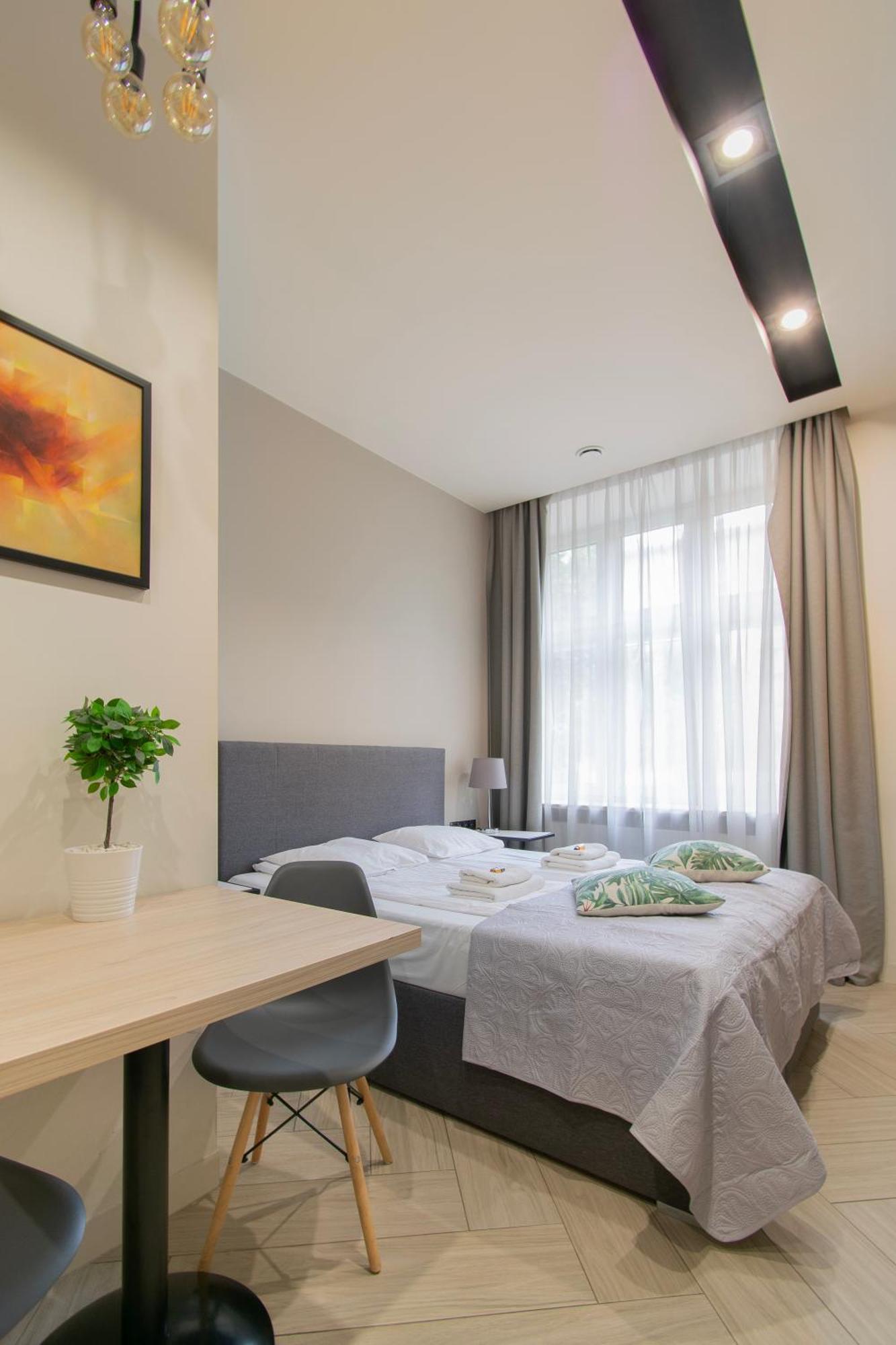 Apartment Compact Slowackiego Avenue *