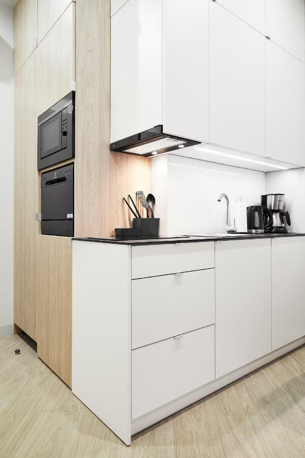 Compact Slowackiego Avenue Apartment *
